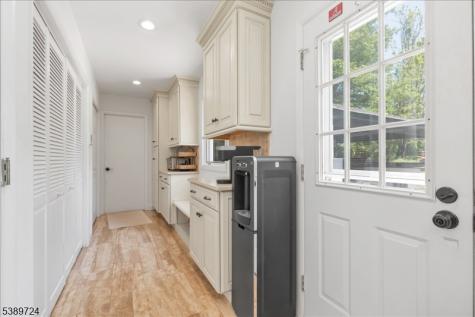 15 Wedgewood Drive Bernards NJ 07920