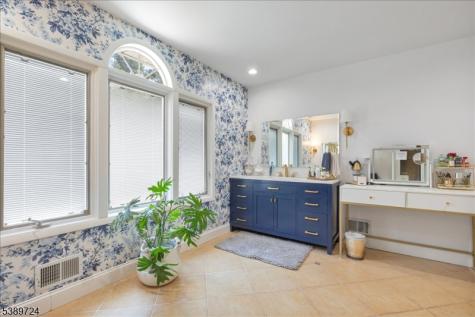 15 Wedgewood Drive Bernards NJ 07920