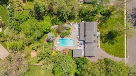 15 Wedgewood Drive Bernards NJ 07920