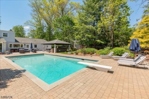 15 Wedgewood Drive Bernards NJ 07920