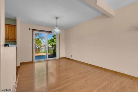3 Wilton Avenue Middlesex NJ 08846