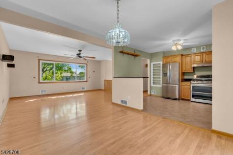 3 Wilton Avenue Middlesex NJ 08846