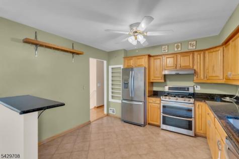 3 Wilton Avenue Middlesex NJ 08846