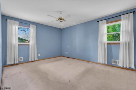 3 Wilton Avenue Middlesex NJ 08846