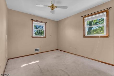 3 Wilton Avenue Middlesex NJ 08846