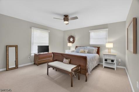 3 Old Farmstead Road Chester NJ 07930