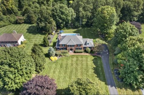 3 Old Farmstead Road Chester NJ 07930