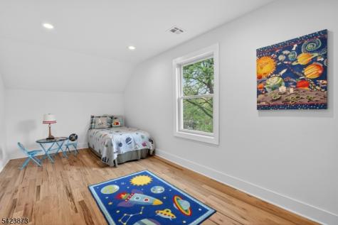 287 Orange Road Montclair NJ 07042