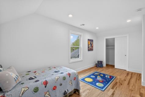 287 Orange Road Montclair NJ 07042