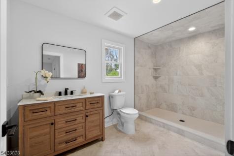287 Orange Road Montclair NJ 07042