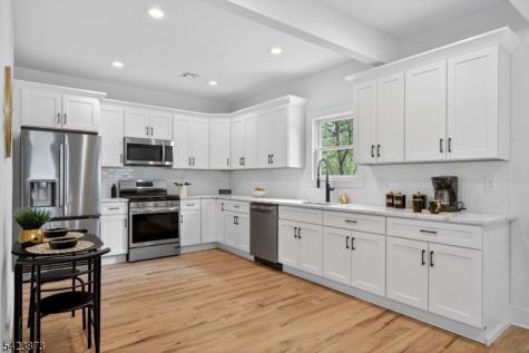 287 Orange Road Montclair NJ 07042
