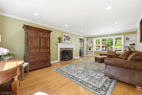 62 Fells Road Verona NJ 07044