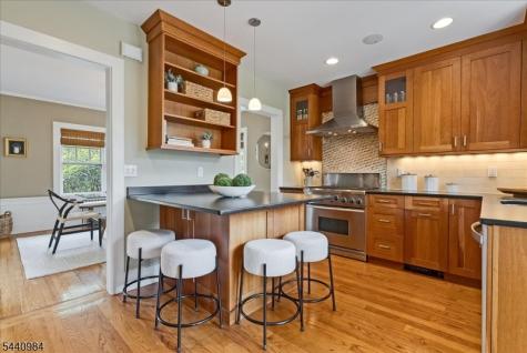 54 Aubrey Road Montclair NJ 07043