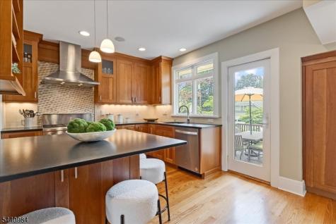 54 Aubrey Road Montclair NJ 07043