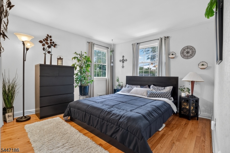 72 Lyons Place Springfield NJ 07081