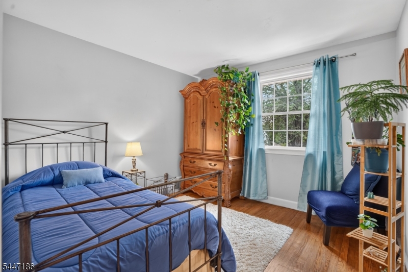 72 Lyons Place Springfield NJ 07081