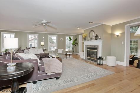 215 Hill Street Midland Park NJ 07432