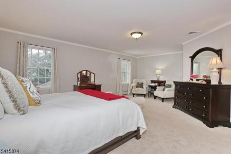 215 Hill Street Midland Park NJ 07432