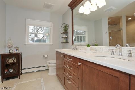 215 Hill Street Midland Park NJ 07432
