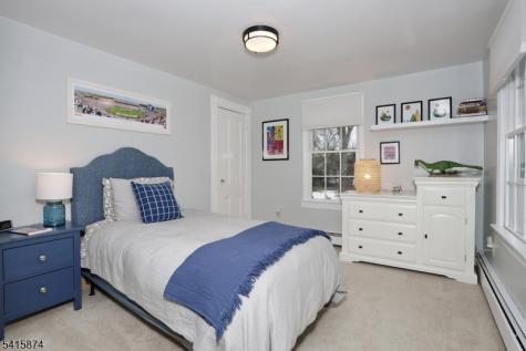 215 Hill Street Midland Park NJ 07432