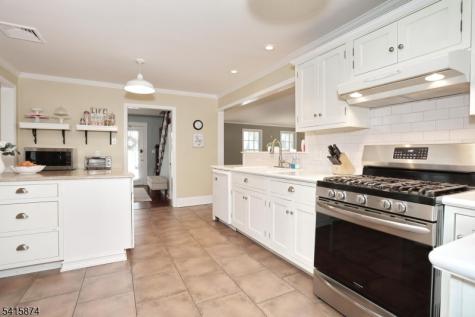 215 Hill Street Midland Park NJ 07432