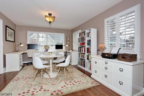 215 Hill Street Midland Park NJ 07432