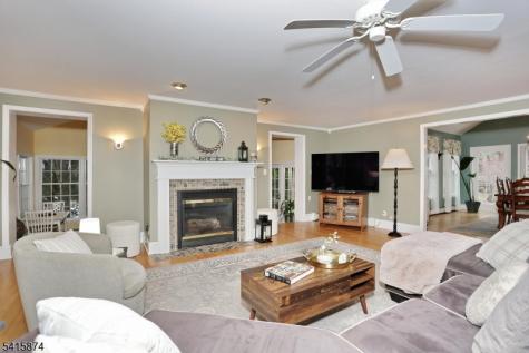 215 Hill Street Midland Park NJ 07432