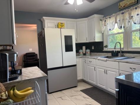 225 Sunnymead Road Hillsborough NJ 08844