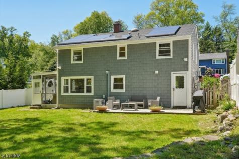 21 Howard Place Waldwick NJ 07463