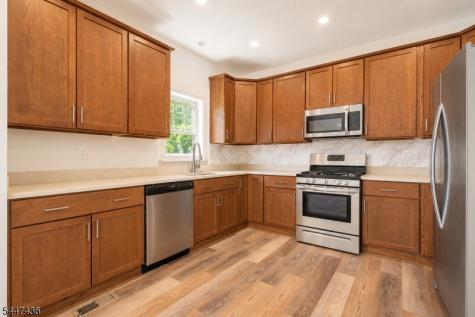 158 Woodland Avenue Ewing NJ 08638