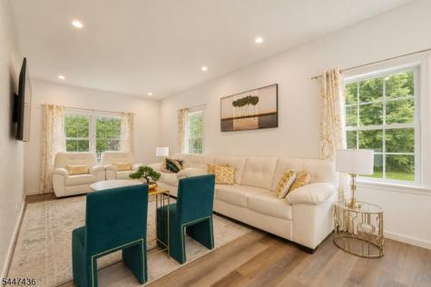 158 Woodland Avenue Ewing NJ 08638
