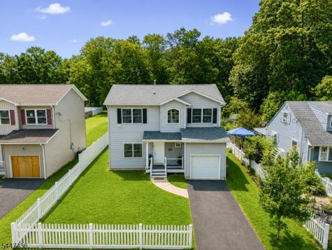 158 Woodland Avenue Ewing NJ 08638