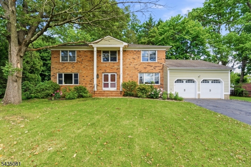 10 Dickens Court Morris NJ 07960