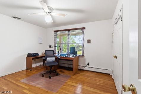 10 Dickens Court Morris NJ 07960