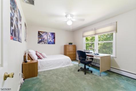 10 Dickens Court Morris NJ 07960