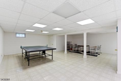 10 Dickens Court Morris NJ 07960