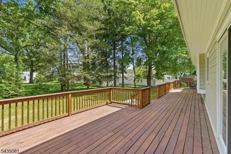 10 Dickens Court Morris NJ 07960