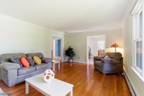 10 Dickens Court Morris NJ 07960