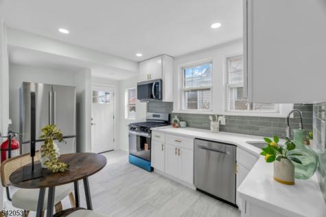 1573 Wyndmoor Avenue Hillside NJ 07205