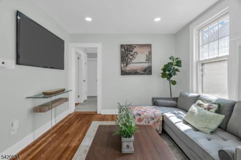 1573 Wyndmoor Avenue Hillside NJ 07205