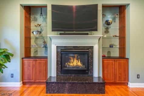 14 Bluffs Court Hamburg NJ 07419