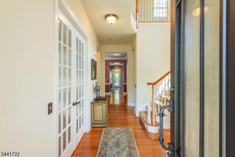 14 Bluffs Court Hamburg NJ 07419