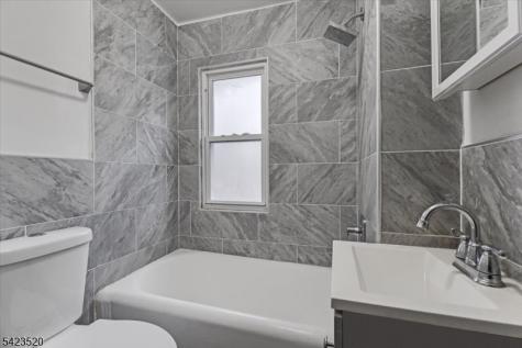 253 Midland Avenue East Orange NJ 07017
