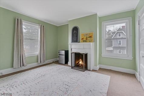 253 Midland Avenue East Orange NJ 07017
