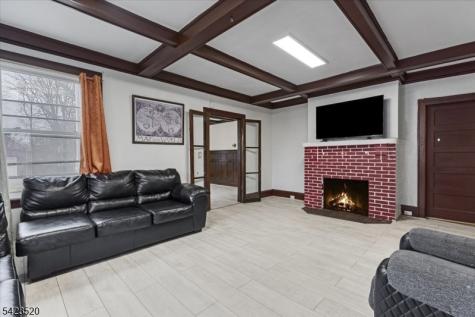 253 Midland Avenue East Orange NJ 07017