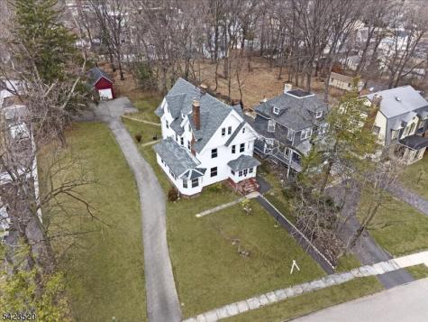 253 Midland Avenue East Orange NJ 07017