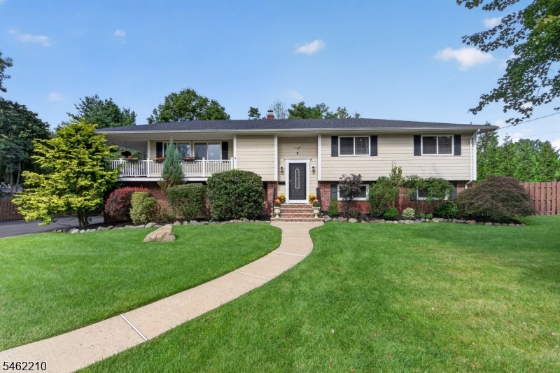 7 Crest Drive East Hanover NJ 07936