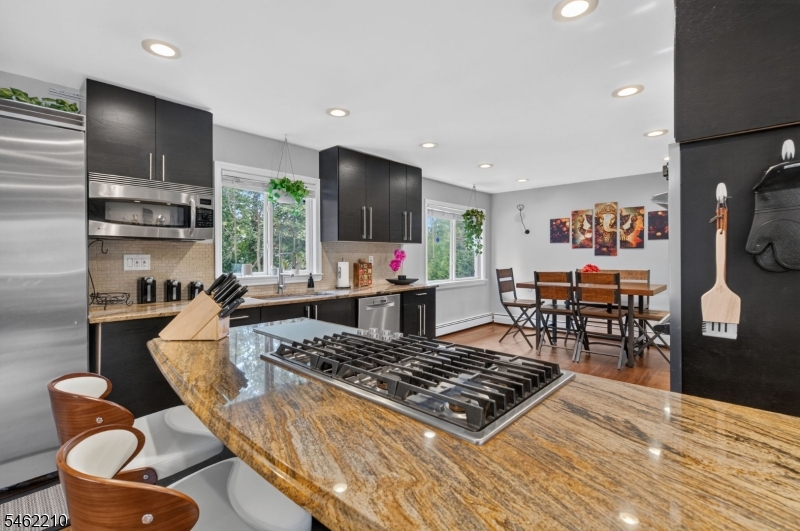 7 Crest Drive East Hanover NJ 07936