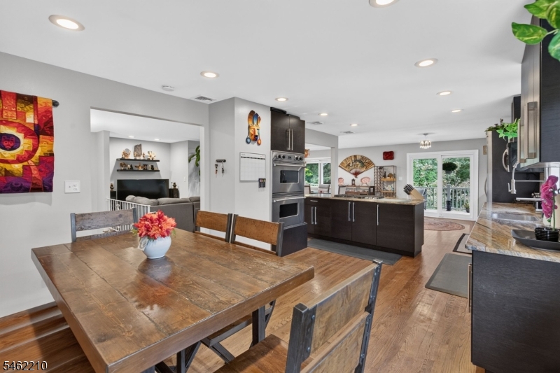 7 Crest Drive East Hanover NJ 07936