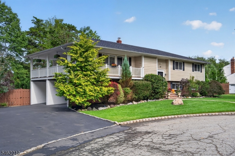 7 Crest Drive East Hanover NJ 07936